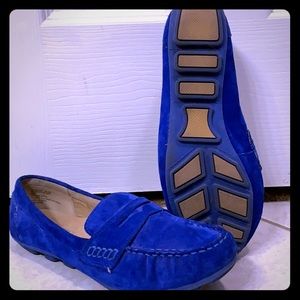 Cynthia Rowley Blue Suede Shoes loafers size 9